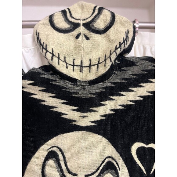 NBC Jack Skellington Poncho Unisex - Picture 6 of 7